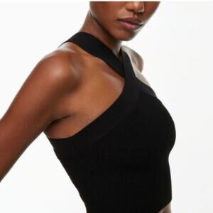 Aritzia Babaton Sculpt Knit Halter Top – Size Small | Black Cross-Front